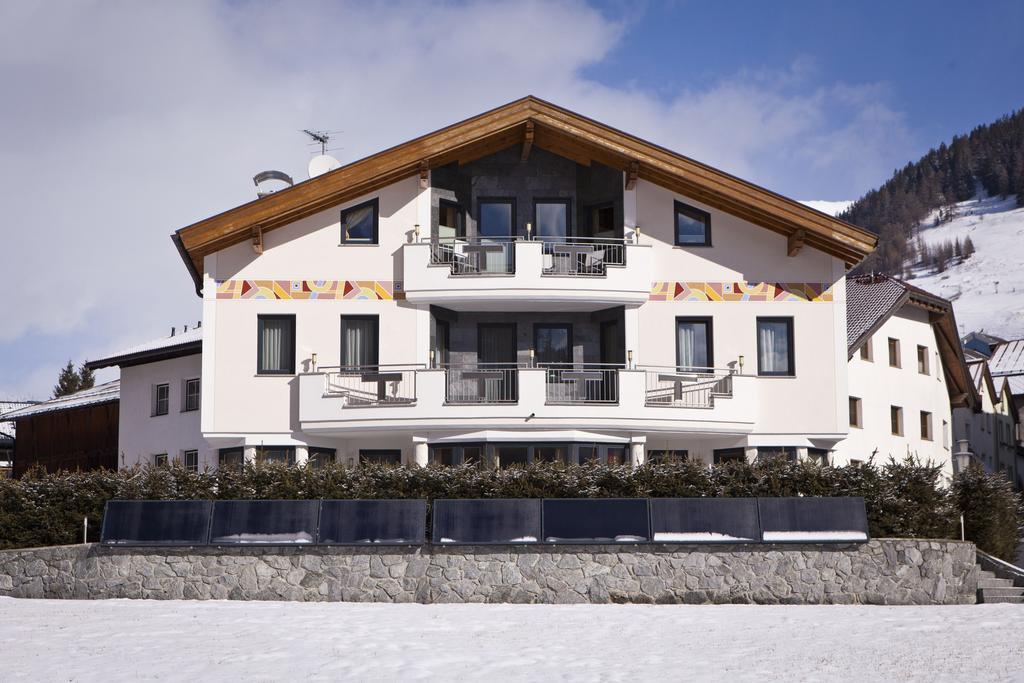 Apart Alpen Royal Nauders Εξωτερικό φωτογραφία